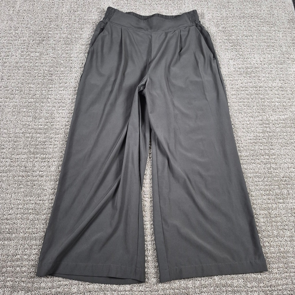 Quince Pants Womens M Gray Performance Tech Wide Leg Crop Athletic Pull On